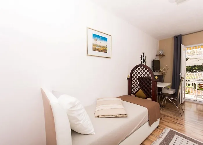 아파트 Stil - With Balcony And Sea View 101 트로기르