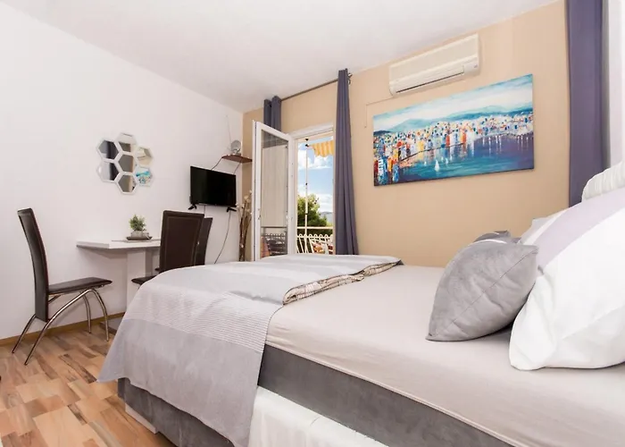 Stil - With Balcony And Sea View 101 * 트로기르