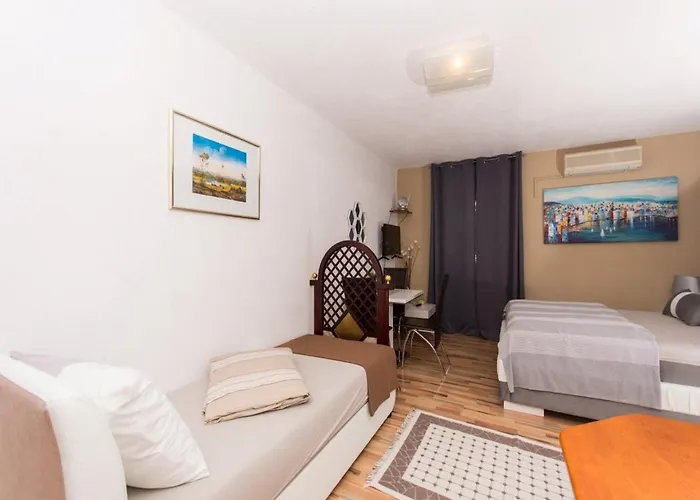 아파트 Stil - With Balcony And Sea View 101