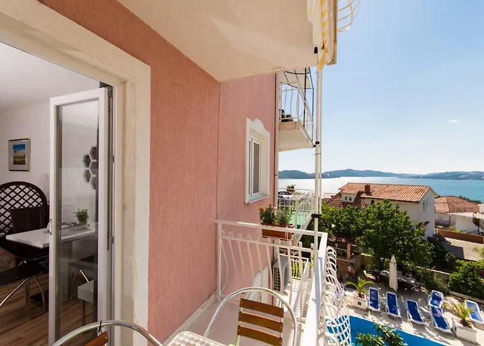 Stil - With Balcony And Sea View 101 아파트